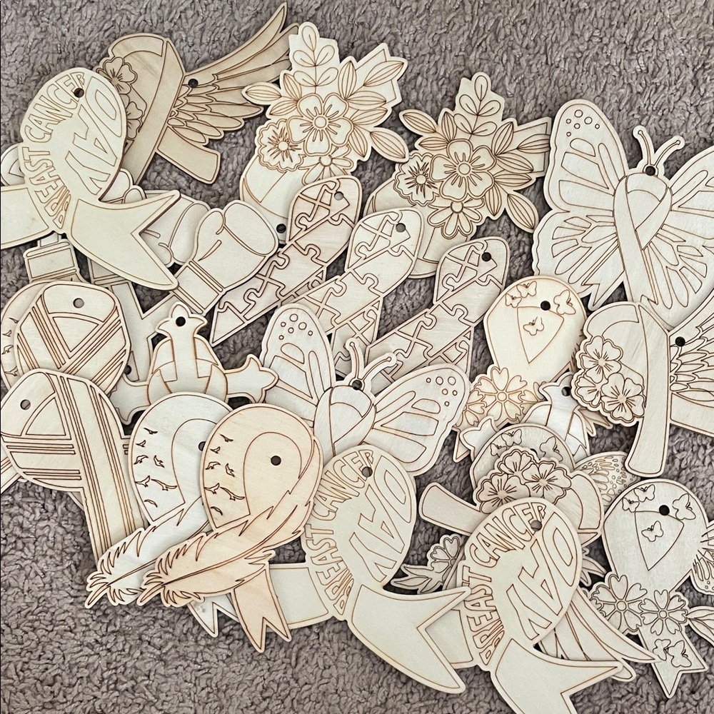 Paint/Color your own Ribbon Wooden‎ Ornament Set